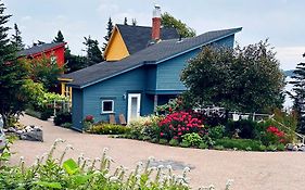 Lodging At Goose Cove Retreat - Trinity, Newfoundland